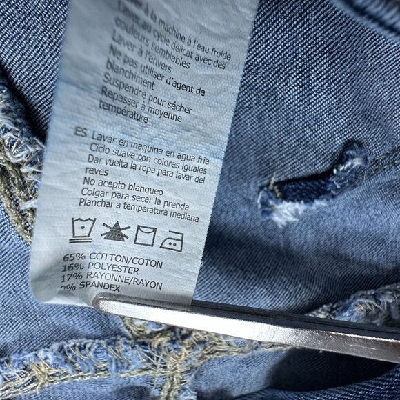 Refuge Shorts Denim RIO Push-Up Womens Size 13 Mid Rise Distressed Blue - Picture 4 of 9